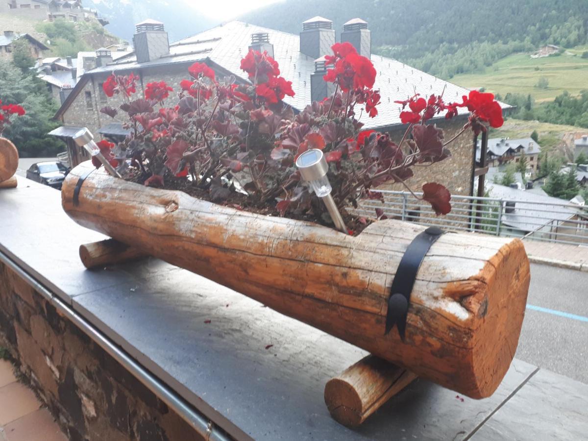 Una Terraza Con Encanto El Tarter Εξωτερικό φωτογραφία
