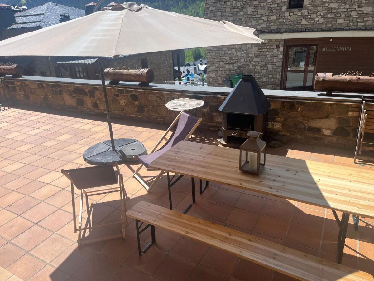 Una Terraza Con Encanto El Tarter Εξωτερικό φωτογραφία